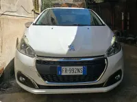 Usata Peugeot 208 Allure 83 CV (61 kW) 2018 Bianco Utilitaria