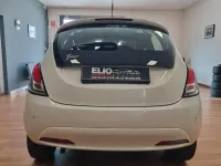 Usata Lancia Ypsilon Gold 69 CV (50 kW) 2016 Bianco Utilitaria