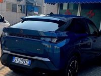 Usata Peugeot e-3008 169 kW (230 CV) 2024 Blu SUV