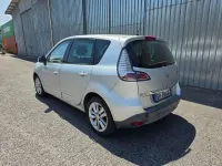Usata Renault Scénic XMOD 110 CV (80 kW) 2014 Grigio Monovolume