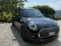 Usata Mini ONE 75 CV (55 kW) 2020 Nero Utilitaria