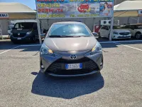 Usata Toyota Yaris Business Edition 69 CV (50 kW) 2020 Grigio Berlina