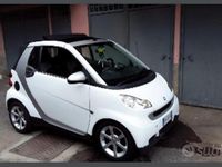 Usata Smart ForTwo Cabrio Pulse 45 CV (33 kW) 2008 Bianco Cabrio