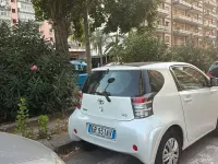 Usata Toyota iQ Active 68 CV (50 kW) 2013 Bianco Utilitaria