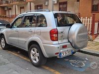 Usata Toyota RAV4 2005 Grigio SUV