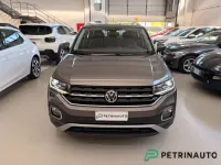 Usata VW T-Cross Advance 95 CV (69 kW) 2020 Grigio medio SUV