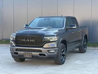 Usata RAM 1500 401 CV (294 kW) 2022 Grigio metallizzato Pick-up