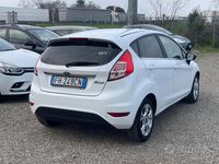 Usata Ford Fiesta Titanium 75 CV (55 kW) 2017 Bianco Berlina