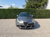 Usata Alfa Romeo Giulietta Quadrifoglio Verde 235 CV (172 kW) 2013 Grigio Utilitaria