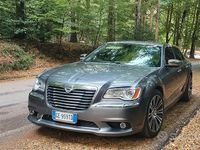 Usado Lancia Thema 171 HP (125 kW) 2012 Cinzento Sedan