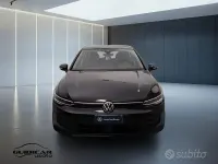 Usata VW Golf VIII Life 116 CV (85 kW) 2025 Nero Berlina