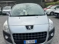 Usata Peugeot 3008 Business-Line 112 CV (82 kW) 2011 Grigio Station wagon
