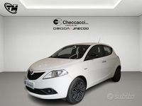 Usata Lancia Ypsilon Gold 69 CV (50 kW) 2018 Bianco Utilitaria