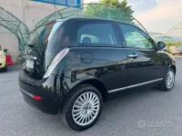 Usata Lancia Ypsilon 69 CV (50 kW) 2011 Nero Utilitaria