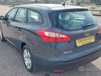 Usata Ford Focus 116 CV (85 kW) 2014 Grigio Station wagon