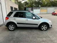 Usata Suzuki SX4 107 CV (78 kW) 2007 Grigio SUV