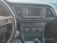Usata Seat Leon 105 CV (77 kW) 2014 Nero Utilitaria