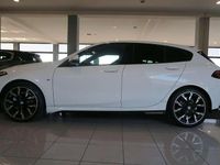Usata BMW 120 M Sport 163 CV (119 kW) 2025 Alpineweiss Utilitaria