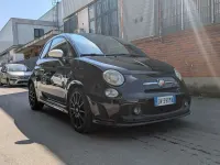 Usata Abarth 500 135 CV (99 kW) 2009 Nero pastello Utilitaria