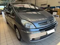 Usata Citroën Xsara Picasso Elegance 115 CV (84 kW) 2004 Grigio Monovolume