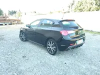 Usata Alfa Romeo Giulietta 120 CV (88 kW) 2019 Nero Utilitaria