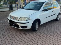 Usata Fiat Punto Dynamic 60 CV (44 kW) 2005 Bianco Utilitaria