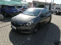 Usata Opel Astra Dynamic 110 CV (80 kW) 2018 Grigio Berlina