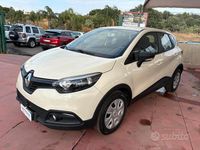 Usata Renault Captur 90 CV (66 kW) 2015 Beige SUV