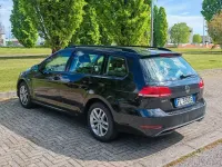 Second-hand VW Golf VII Executive 116 CP (85 kW) 2017 Negru Break