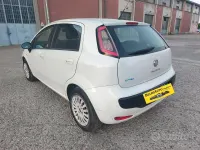 Usata Fiat Punto 69 CV (50 kW) 2011 Bianco Utilitaria