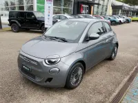 Usata Fiat 500e Icon 86 kW (118 CV) 2021 Grigio Berlina