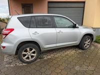 Begagnad Toyota RAV4 150 HK (110 kW) 2010 Grå SUV