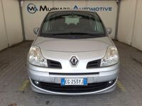 Usata Renault Modus 75 CV (55 kW) 2011 Argento Monovolume