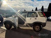 Usata Daihatsu Terios 83 CV (61 kW) 1999 Bianco SUV