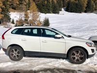 Usata Volvo XC60 Kinetic 163 CV (119 kW) 2011 Bianco SUV