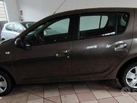 Usata Dacia Sandero Comfort 75 CV (55 kW) 2019 Marrone Berlina