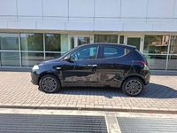 Usata Lancia Ypsilon Gold 69 CV (50 kW) 2018 Nero Utilitaria