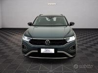 Usata VW T-Roc Life 110 CV (80 kW) 2022 Grigio SUV