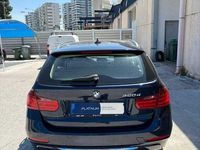 Usata BMW 320 Luxury Line 184 CV (135 kW) 2013 Blu Station wagon