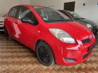 Usata Toyota Yaris Touch 69 CV (50 kW) 2011 Rosso Utilitaria