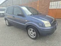 Usata Ford Fusion 68 CV (50 kW) 2005 Blu Utilitaria