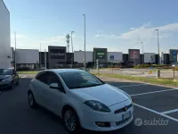 Usata Fiat Bravo Dynamic 120 CV (88 kW) 2011 Bianco Utilitaria