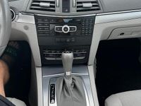Gebraucht Mercedes E220 170 PS (125 kW) 2011 Grau Coupé