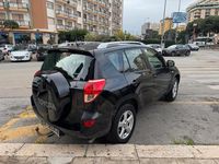 Usata Toyota RAV4 136 CV (100 kW) 2008 Nero SUV