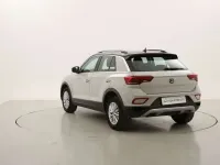 Usata VW T-Roc Life 110 CV (80 kW) 2022 Grigio SUV