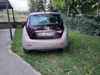 Usata Lancia Ypsilon 75 CV (55 kW) 2007 Argento Utilitaria