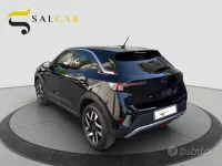 Usata Opel Mokka Elegance 131 CV (96 kW) 2022 Nero SUV