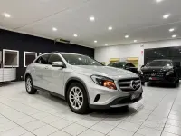 Usata Mercedes GLA180 Business 109 CV (80 kW) 2016 Grigio SUV