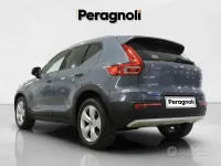 Usata Volvo XC40 Business Edition 190 CV (139 kW) 2020 Grigio SUV