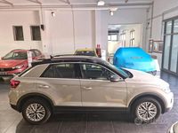 Usata VW T-Roc Style 110 CV (80 kW) 2024 Grigio SUV